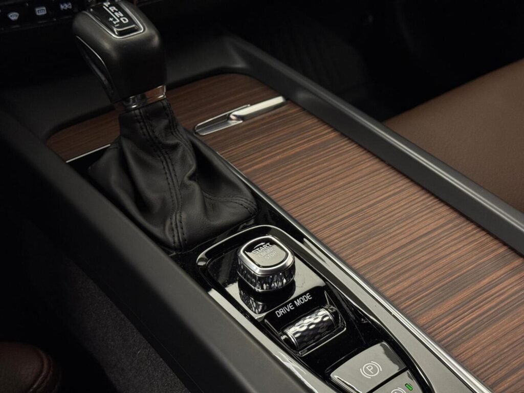 Volvo XC60, image 7