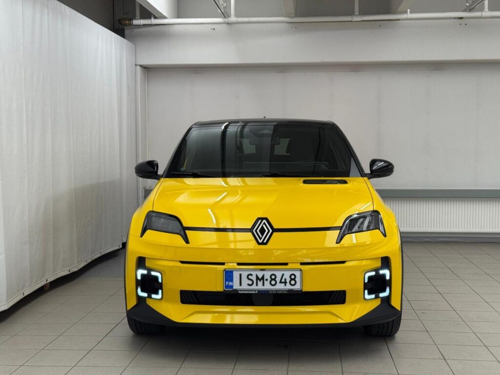 Renault 5, image 2