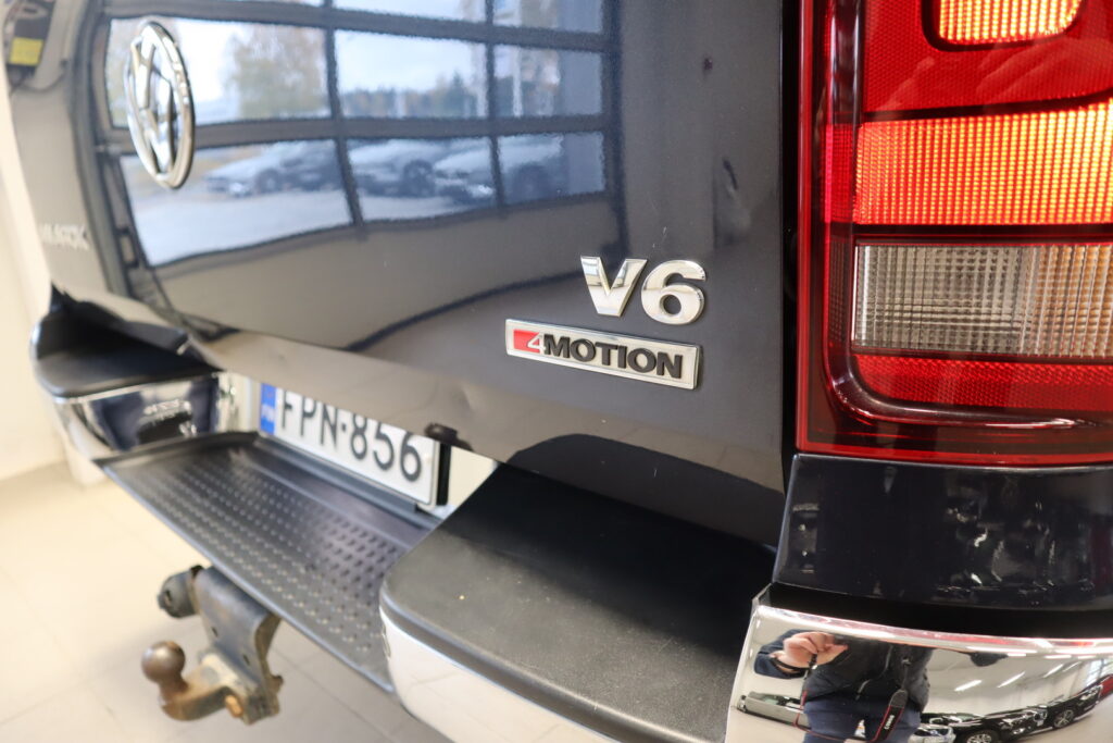 Volkswagen Amarok, image 24