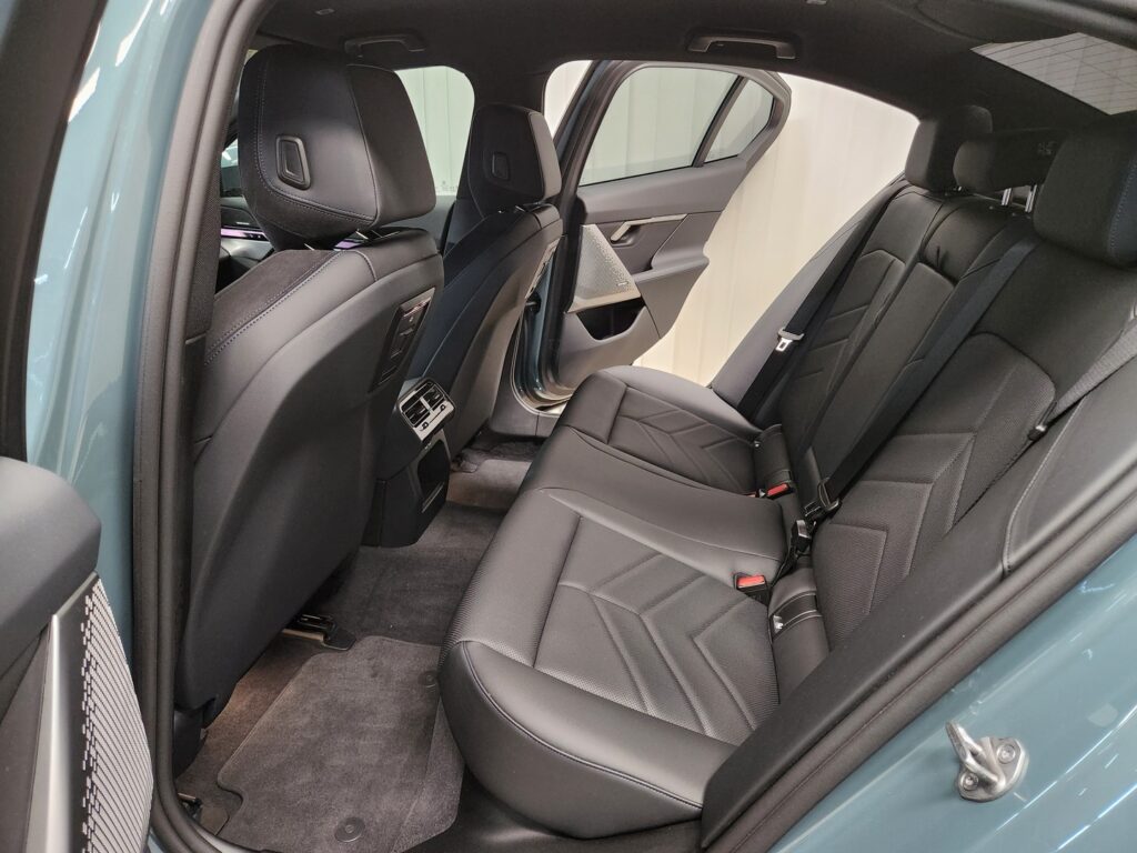 BMW 550, image 11