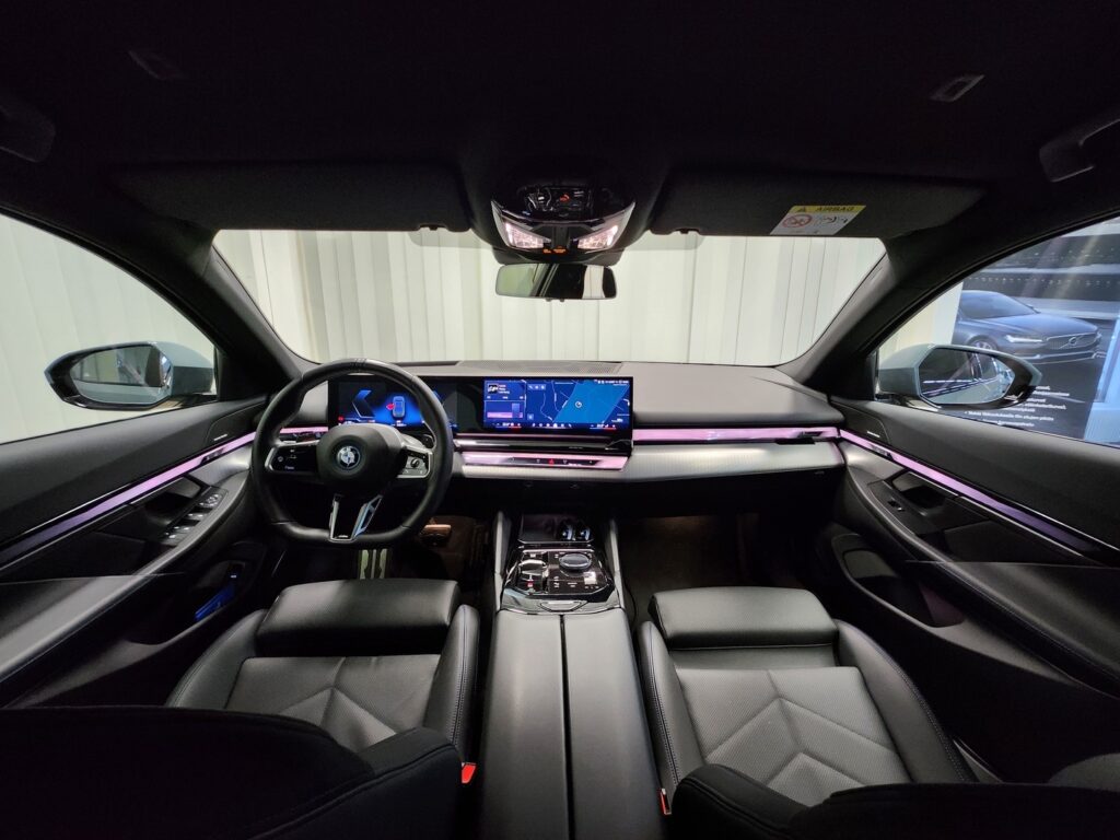 BMW 550, image 16