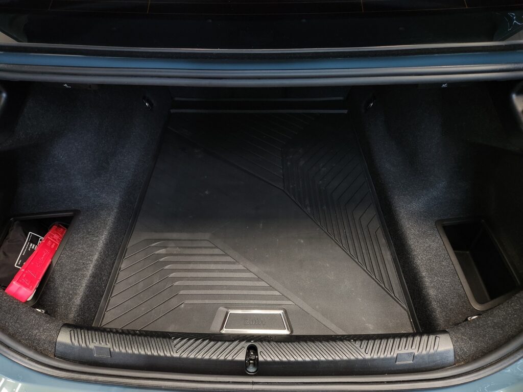 BMW 550, image 26