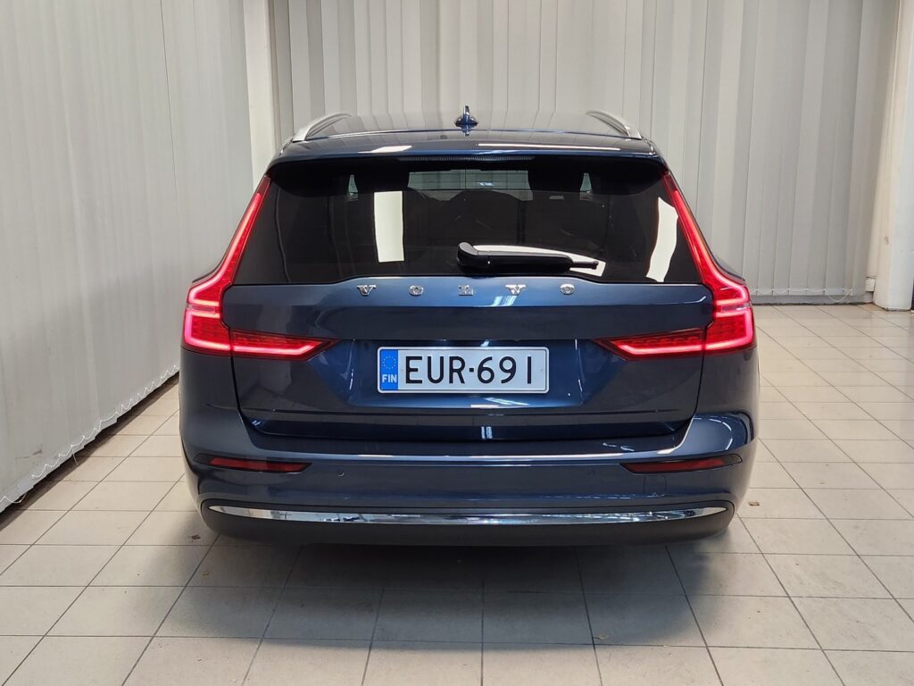 Volvo V60, image 4