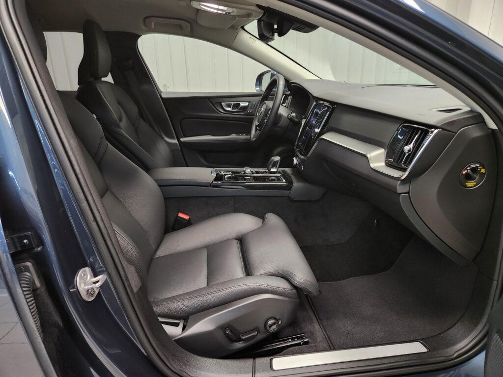 Volvo V60, image 7