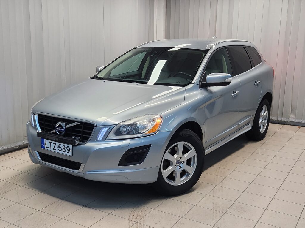 Volvo XC60, image 2