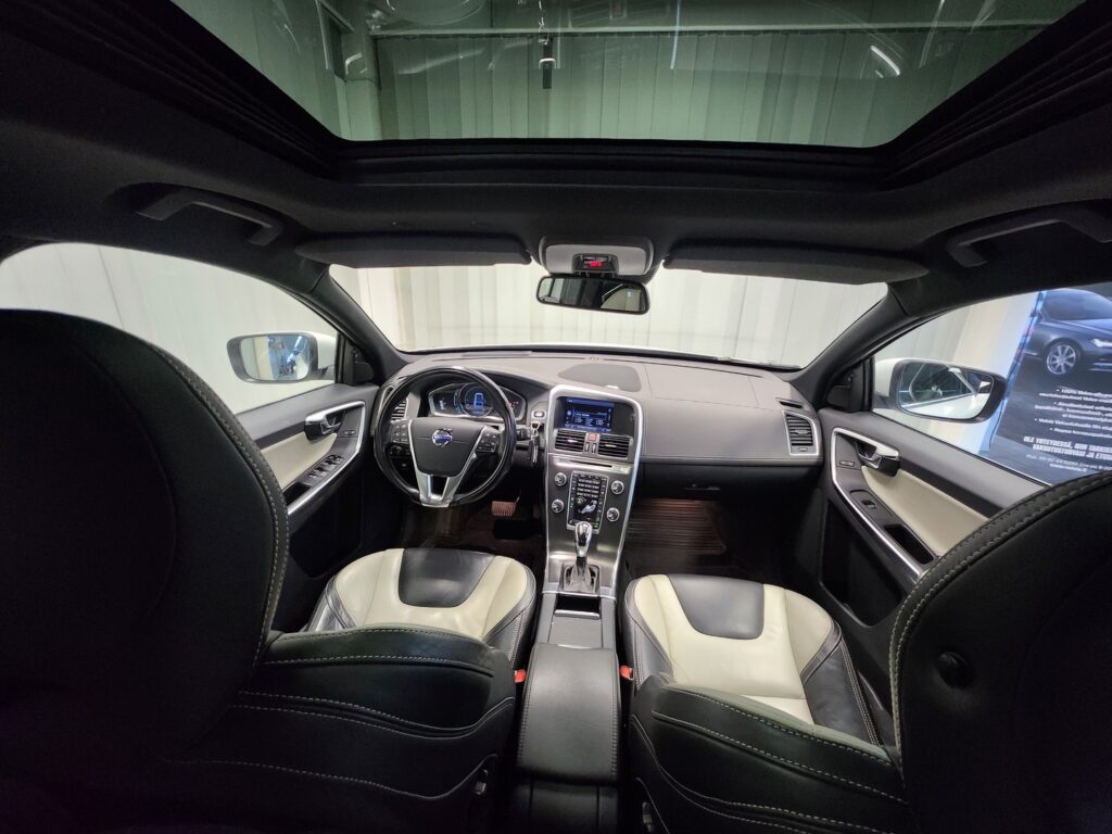 Volvo XC60, image 10