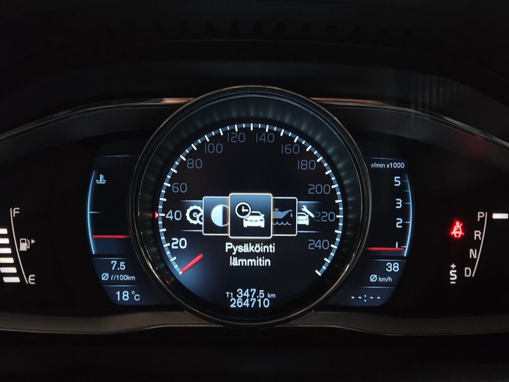 Volvo XC60, image 12