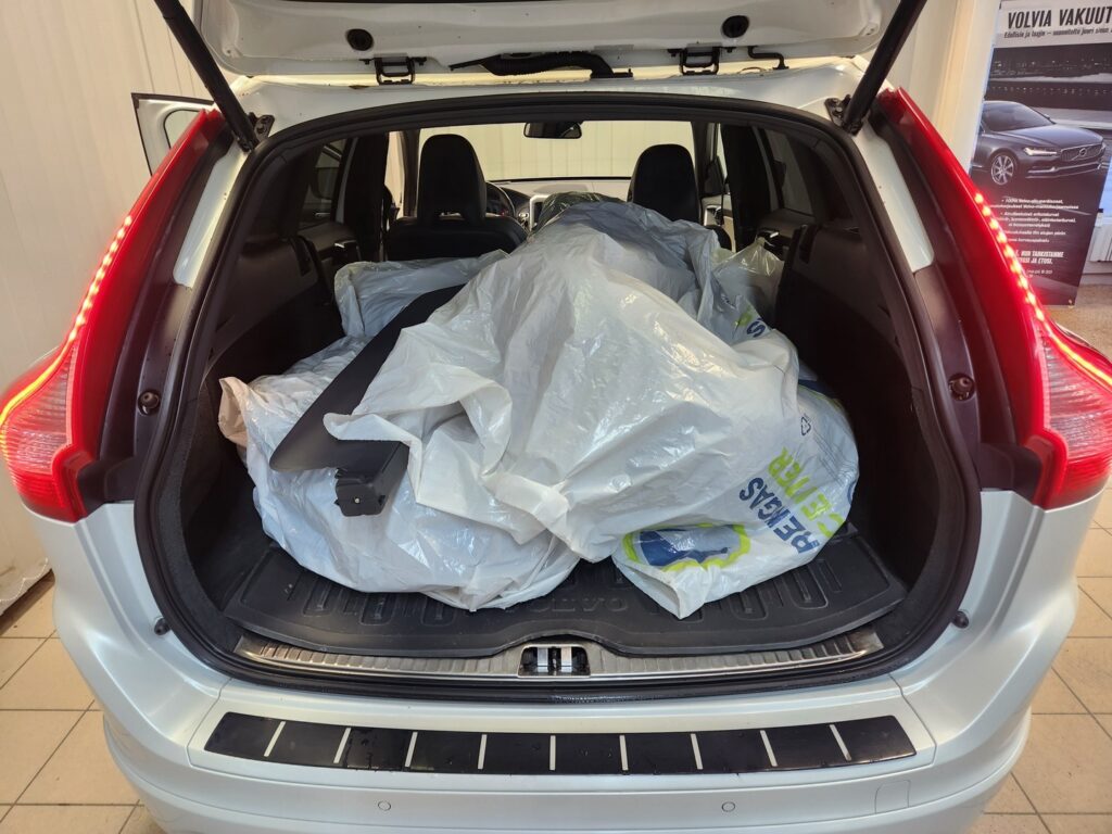 Volvo XC60, image 20