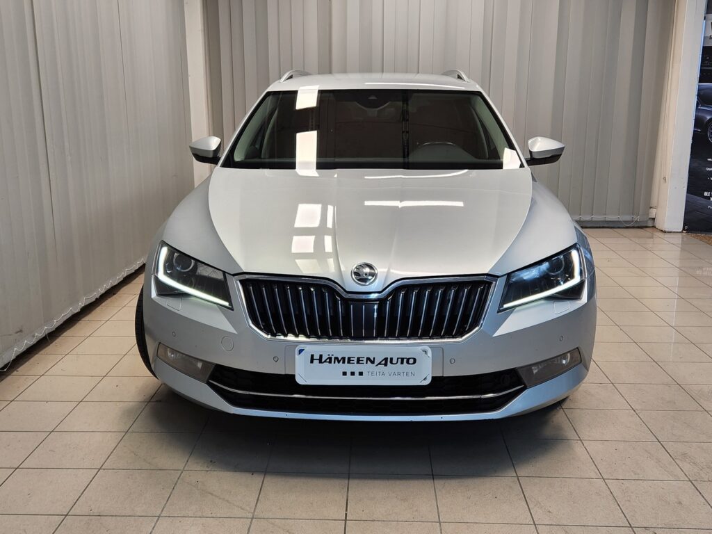 Skoda Superb, image 3