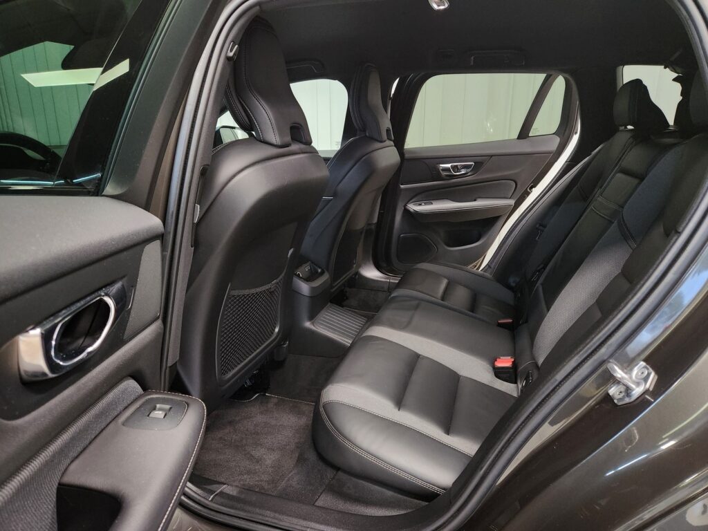 Volvo V60, image 7