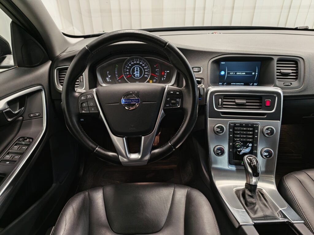 Volvo S60, image 7