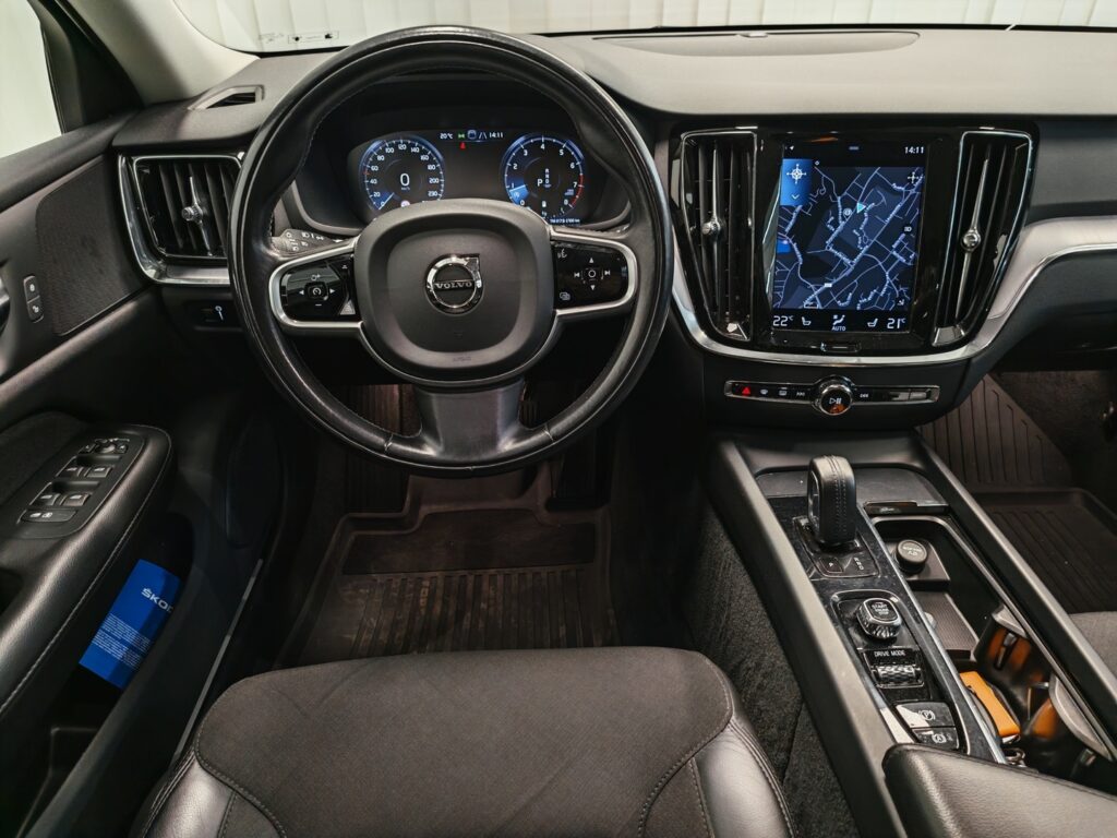 Volvo V60, image 8