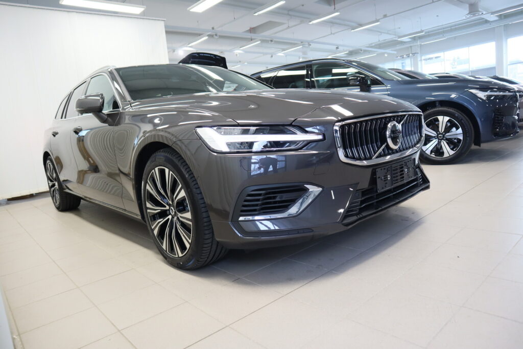 Volvo V60, image 3