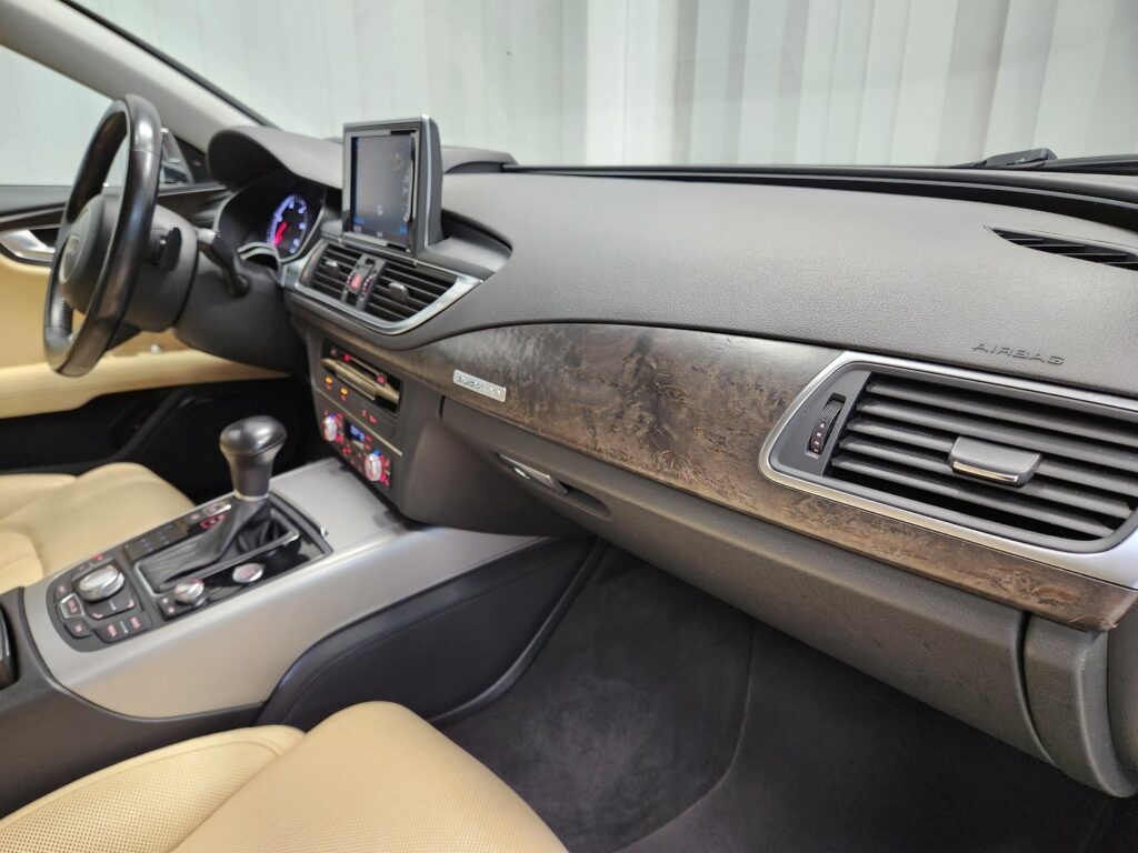 Audi A7, image 11