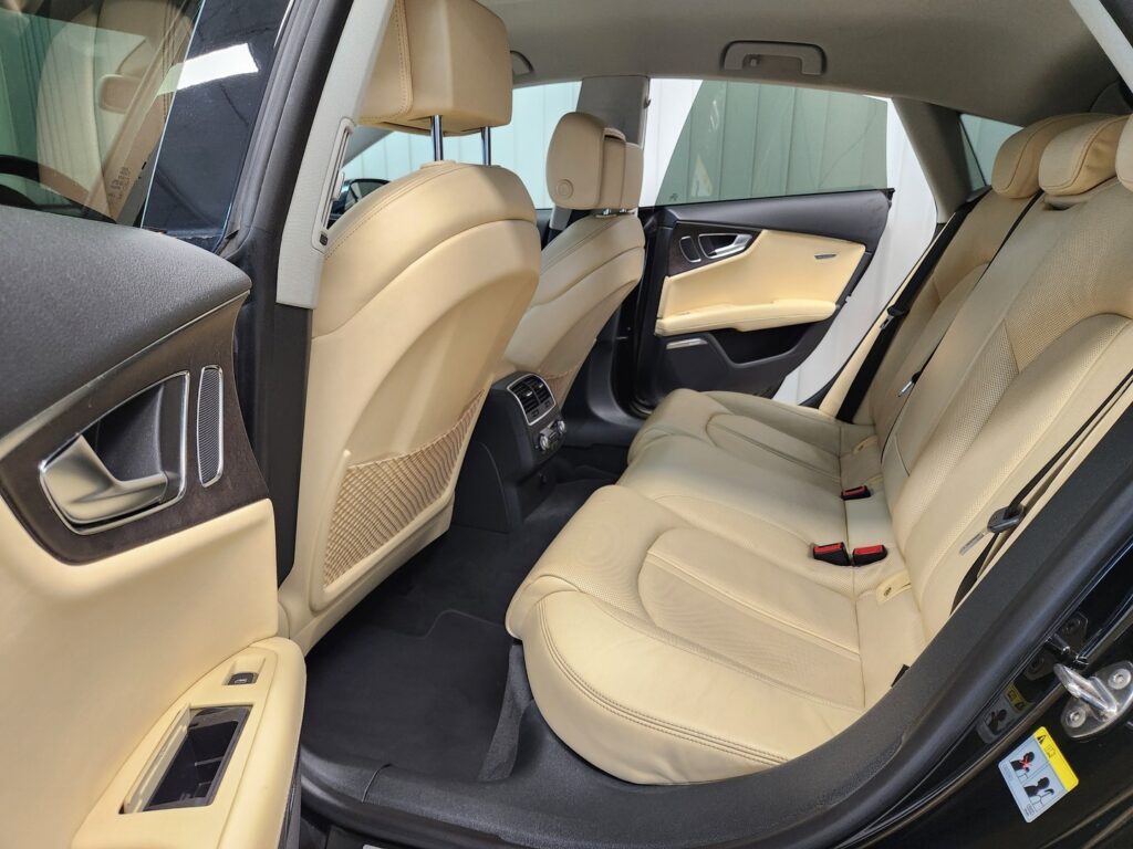 Audi A7, image 8