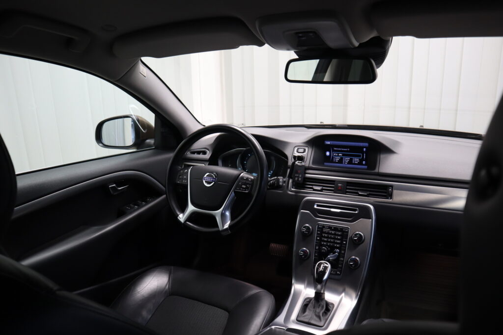 Volvo V70, image 13