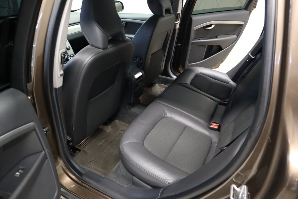 Volvo V70, image 14