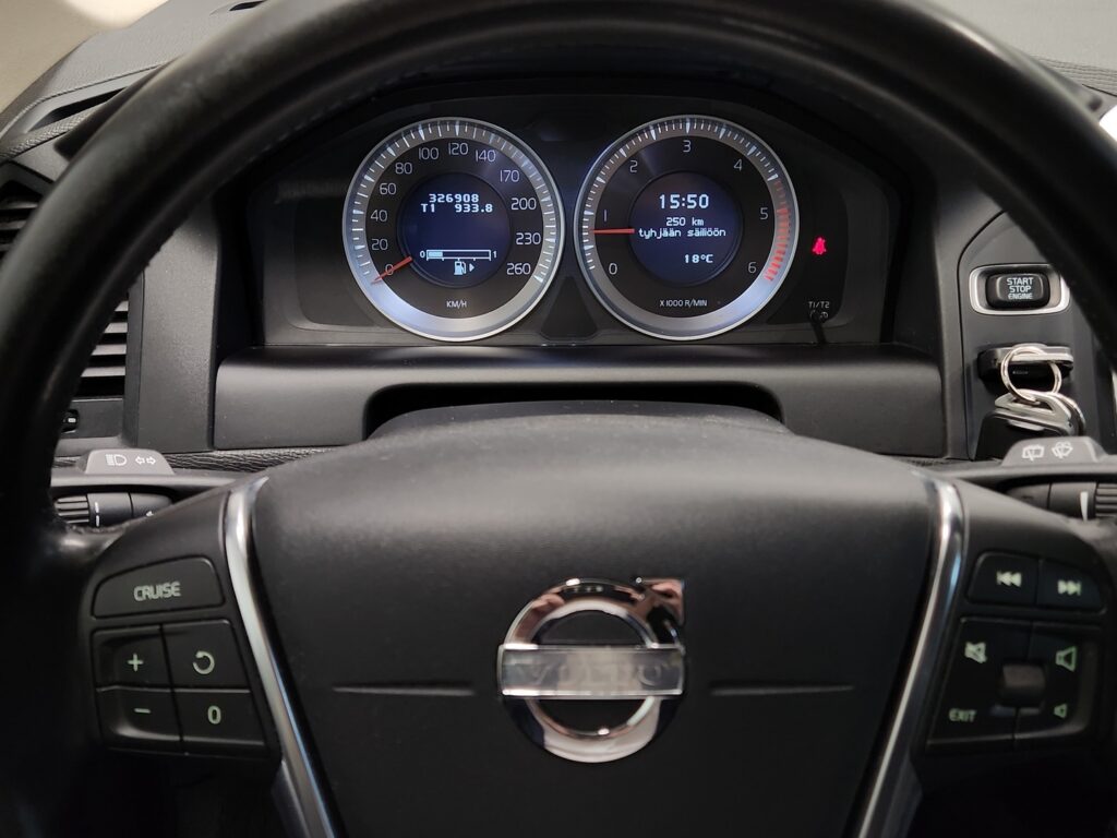 Volvo XC60, image 10