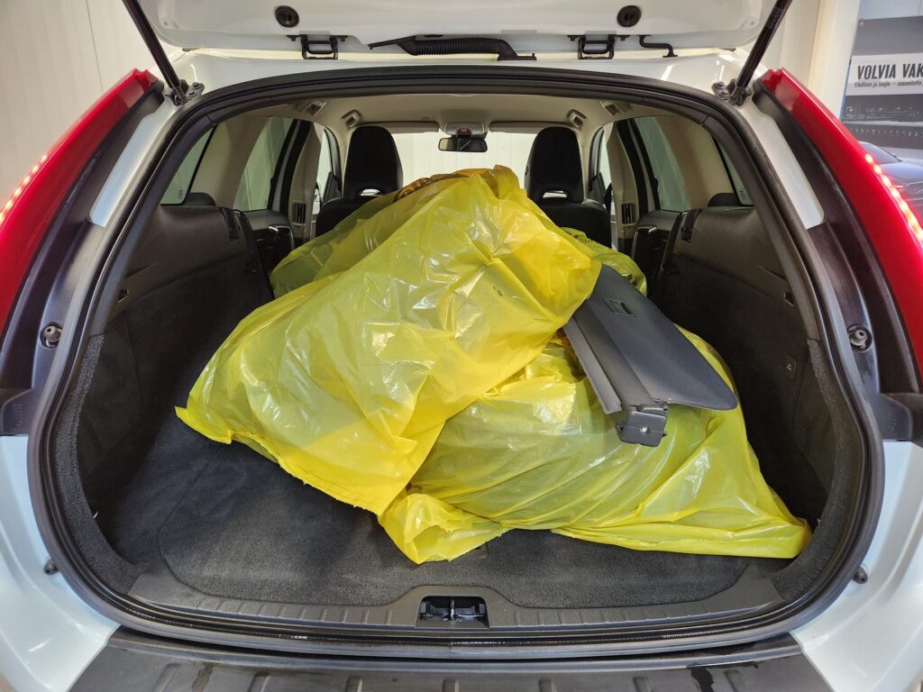 Volvo XC60, image 18