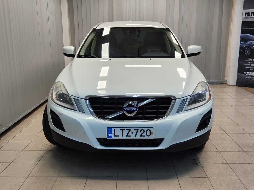 Volvo XC60, image 3