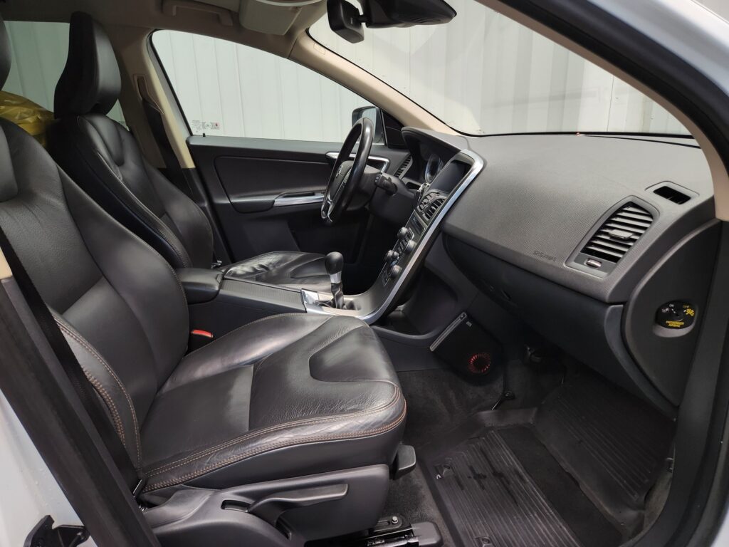 Volvo XC60, image 7
