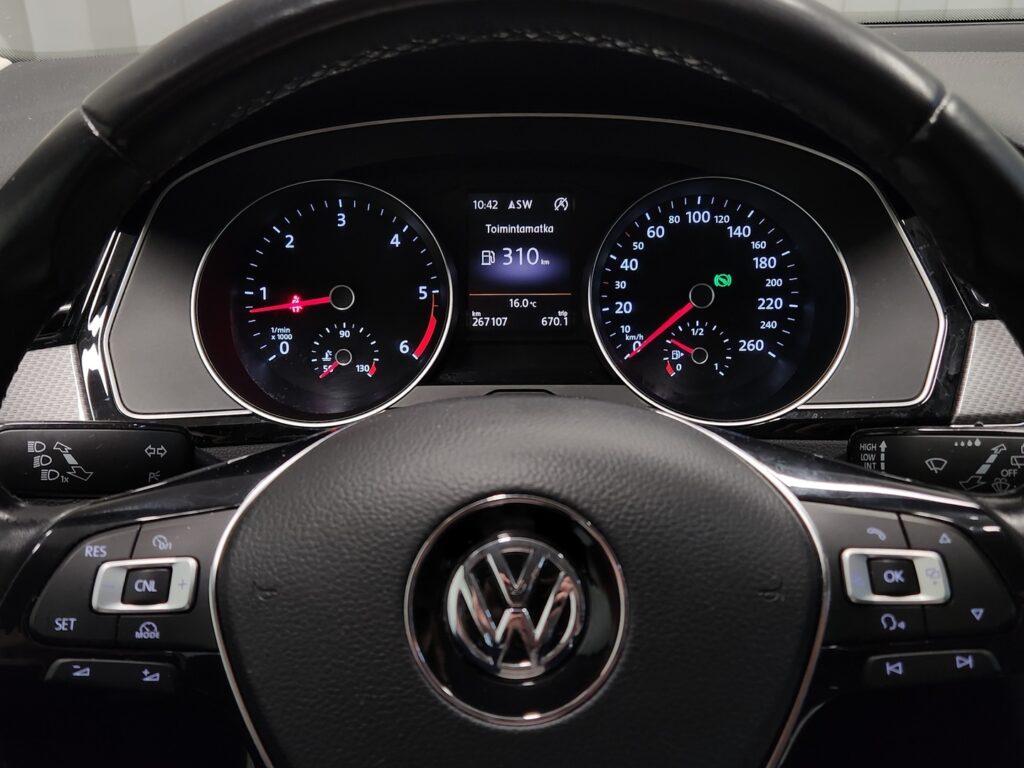 Volkswagen Passat, image 13
