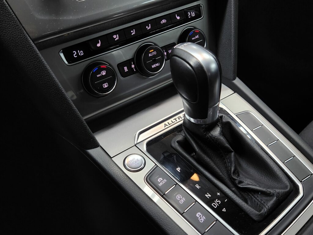 Volkswagen Passat, image 14