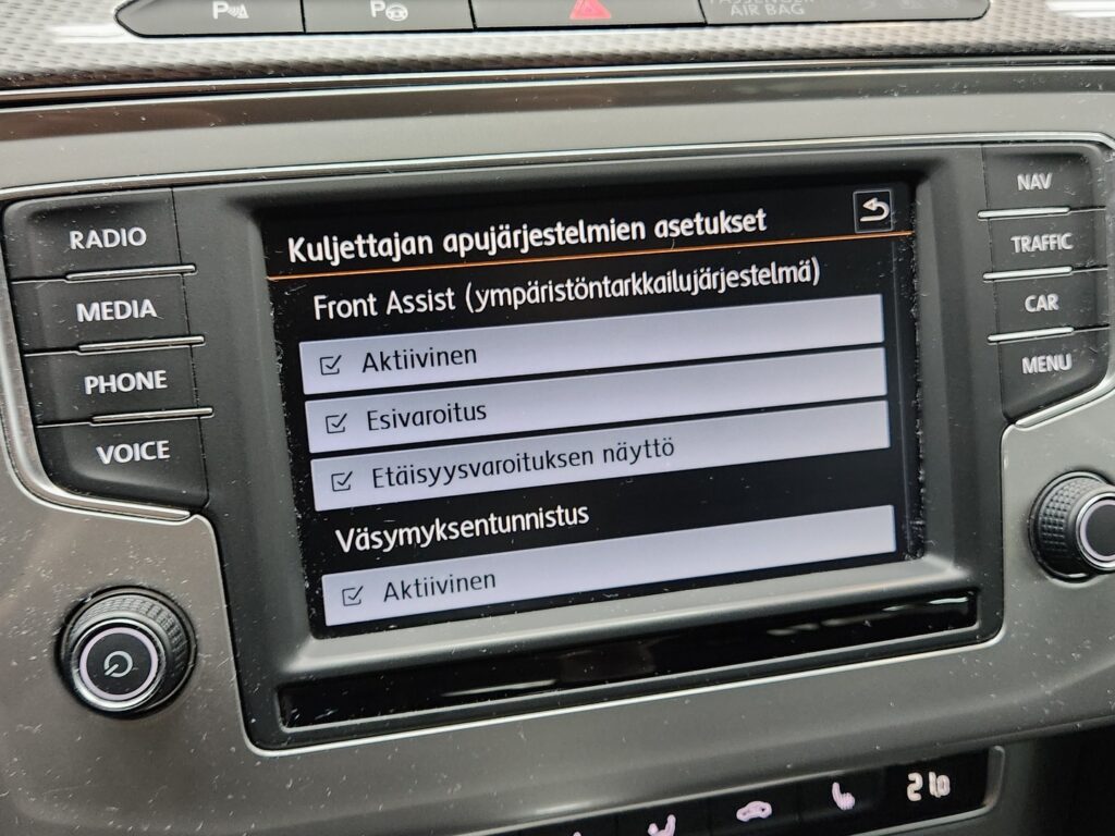 Volkswagen Passat, image 18