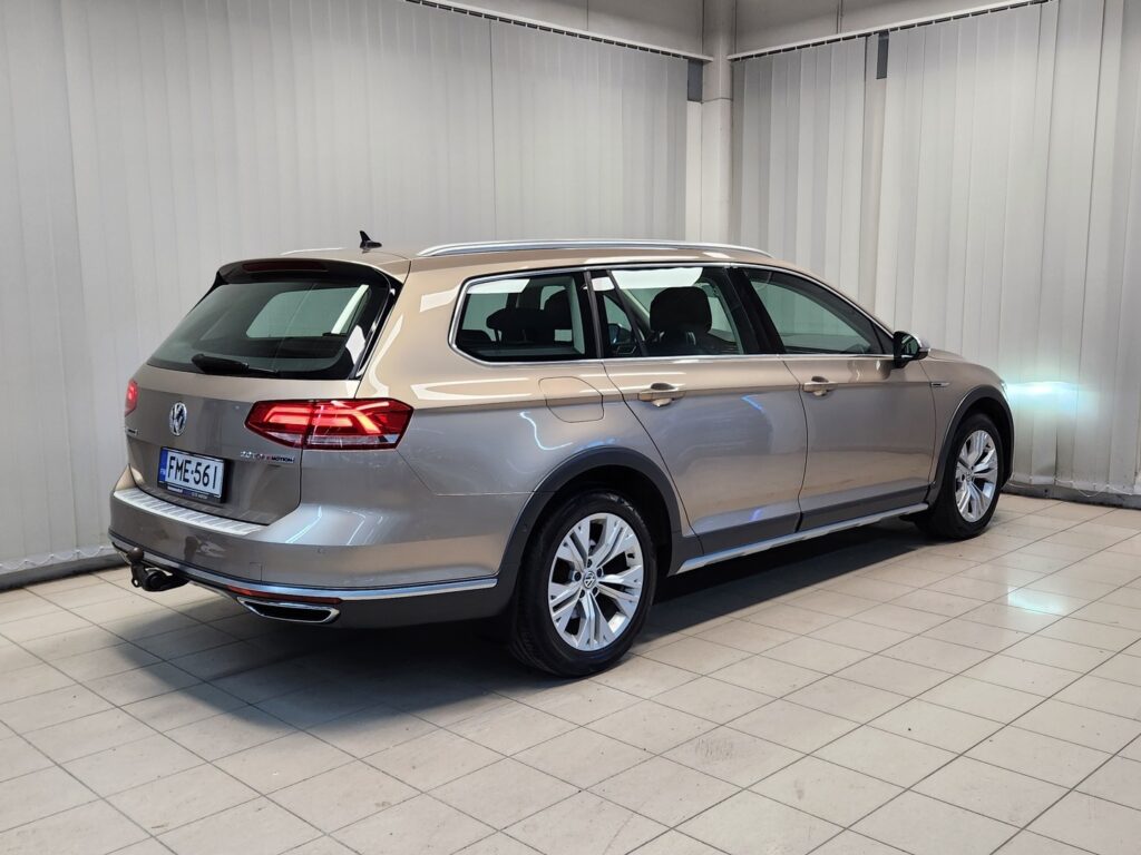 Volkswagen Passat, image 5