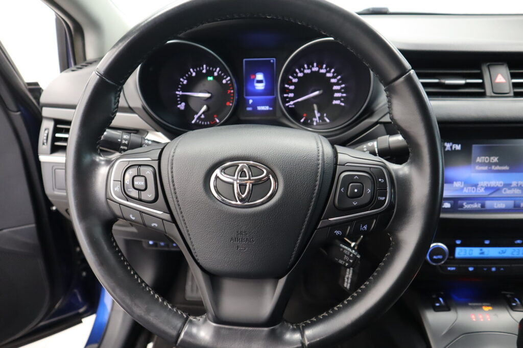 Toyota Avensis, image 11
