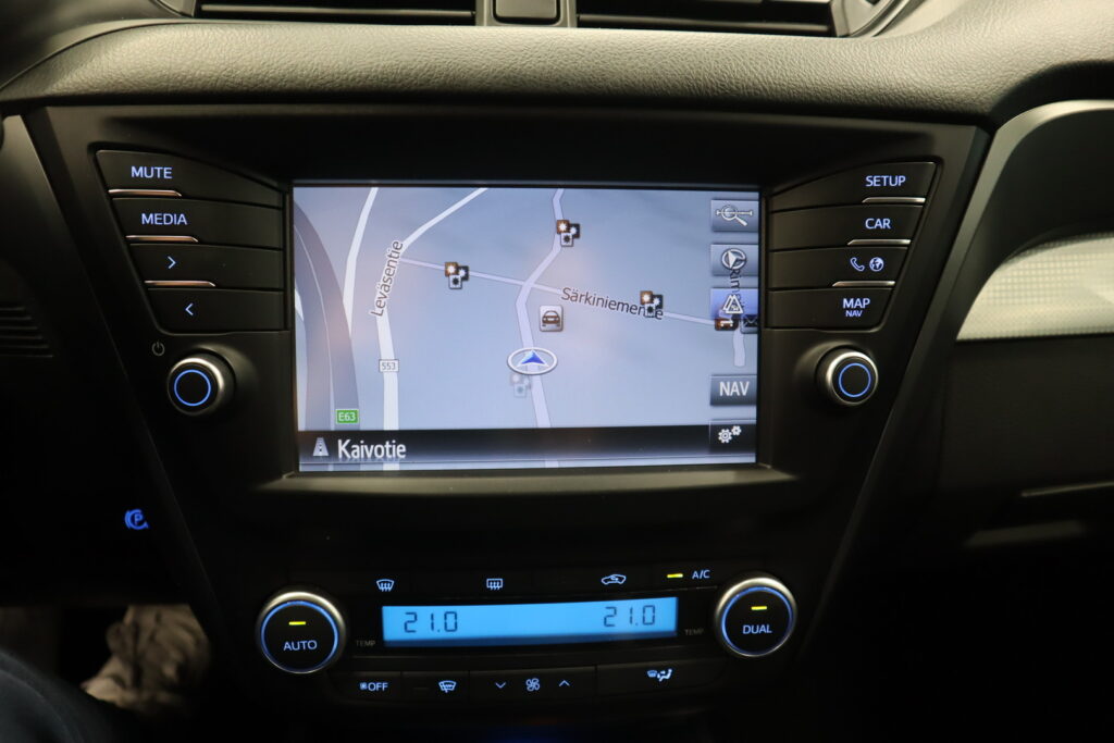 Toyota Avensis, image 14