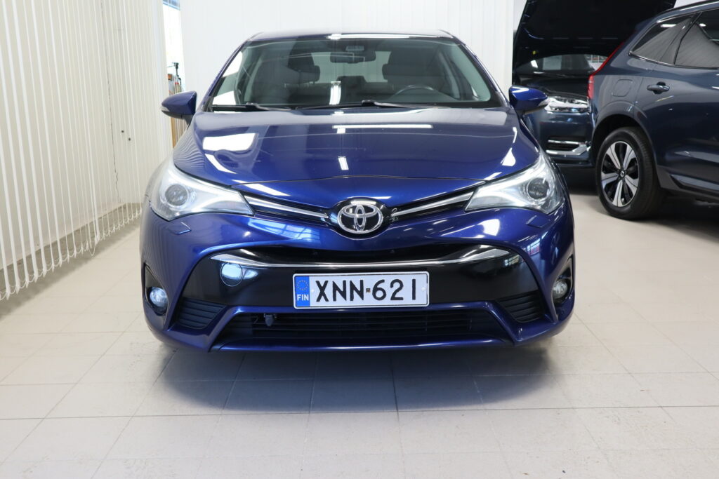 Toyota Avensis, image 2