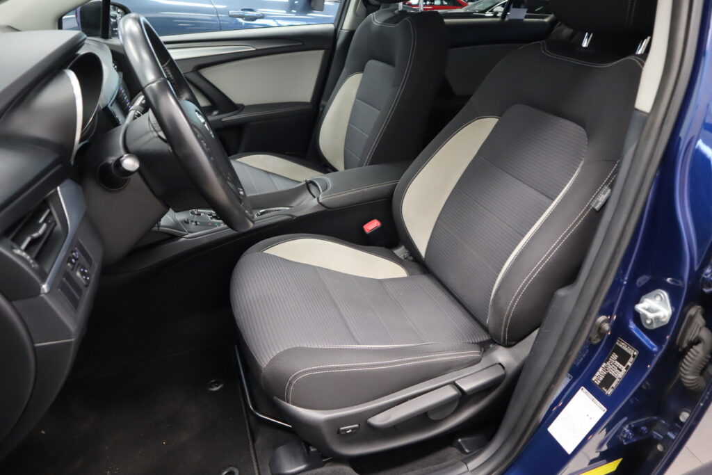 Toyota Avensis, image 8
