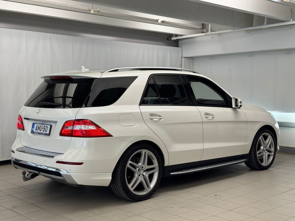 Mercedes-Benz ML, image 12