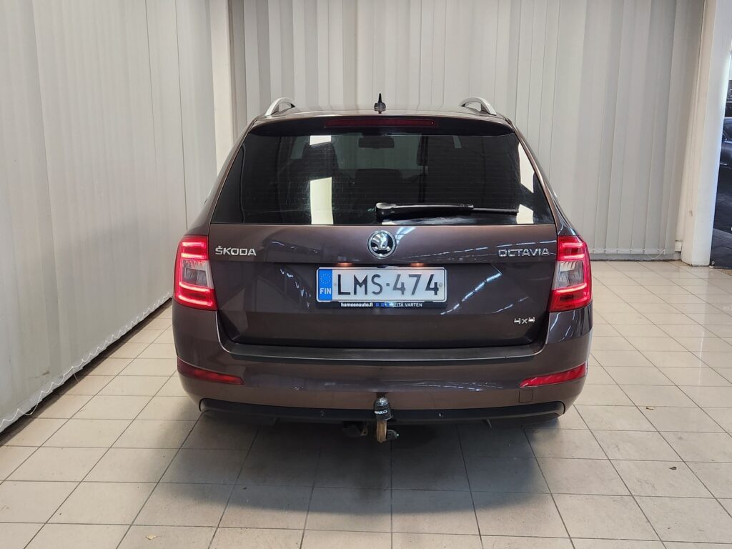 Skoda Octavia, image 4