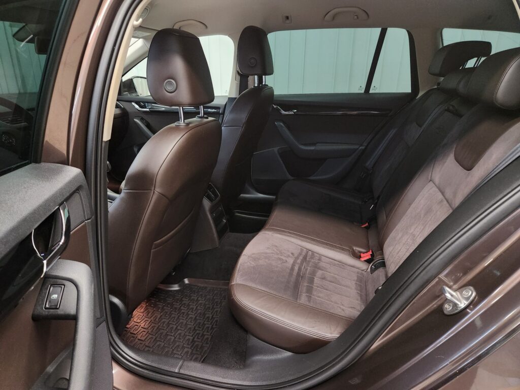 Skoda Octavia, image 6