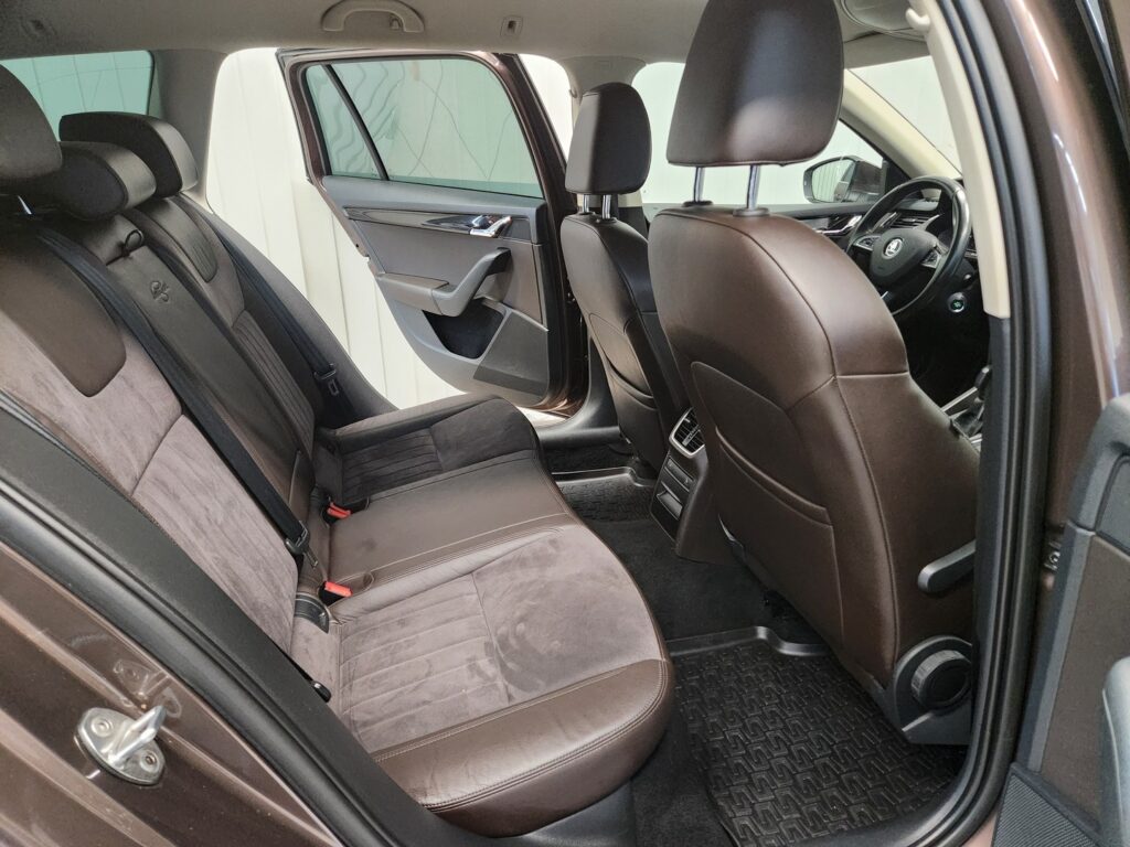 Skoda Octavia, image 7