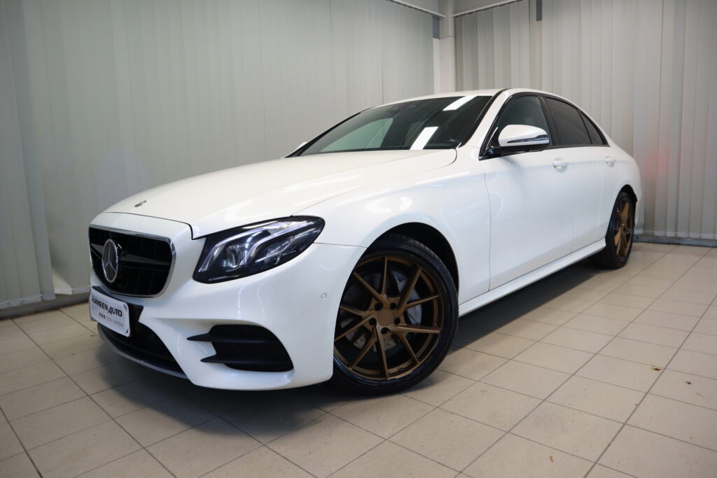 Mercedes-Benz E, image 2