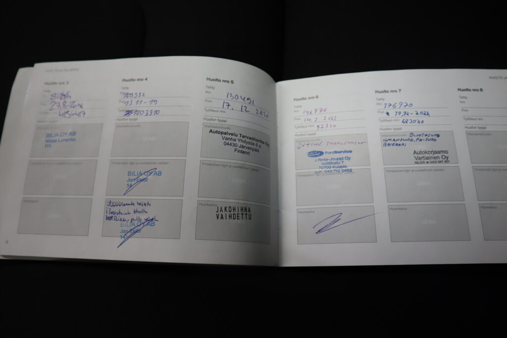 Volvo V60 Cross Country, image 11