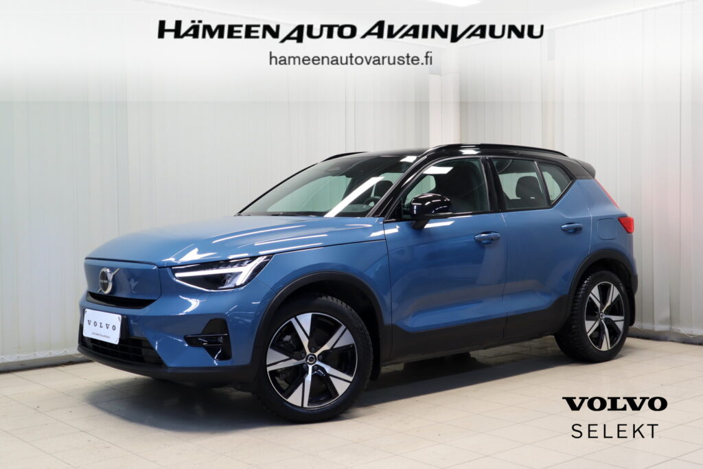 Volvo XC40, image 1