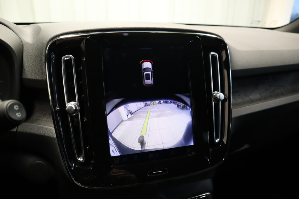 Volvo XC40, image 11