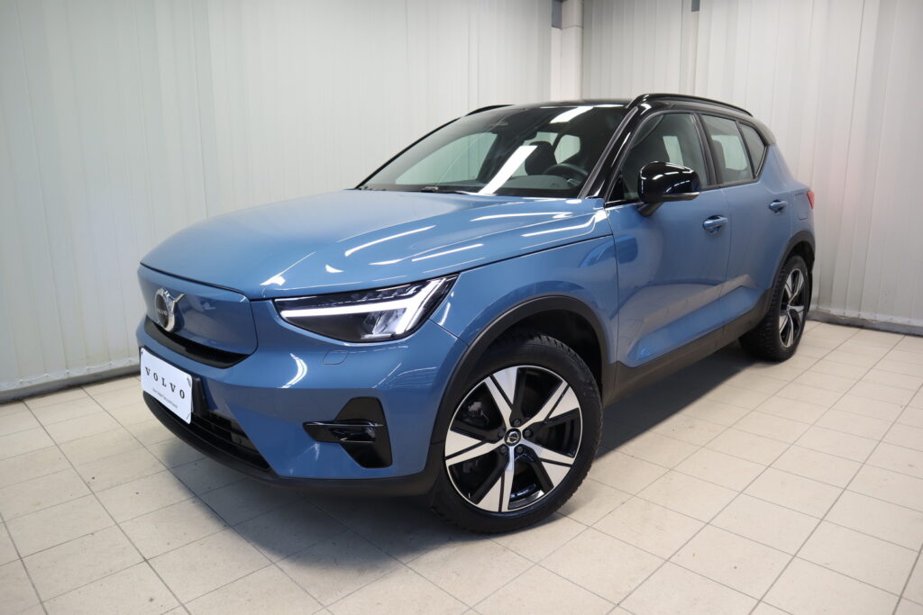 Volvo XC40, image 2