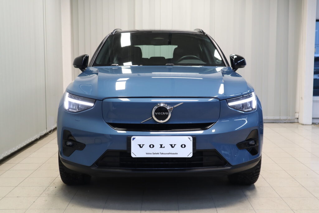 Volvo XC40, image 3