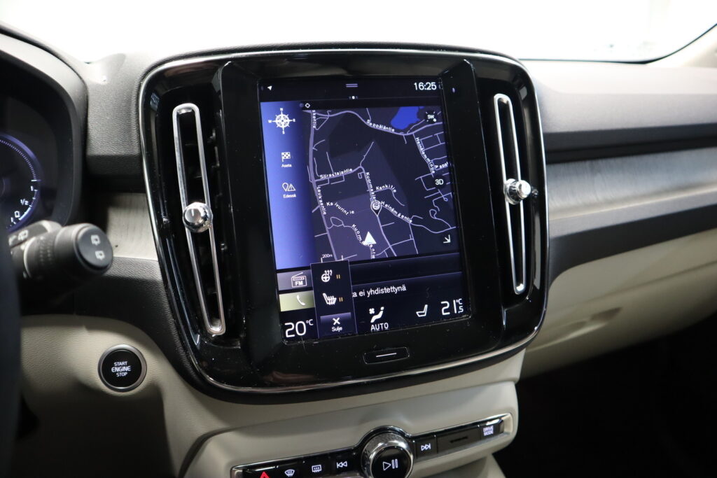 Volvo XC40, image 12