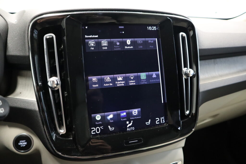 Volvo XC40, image 14