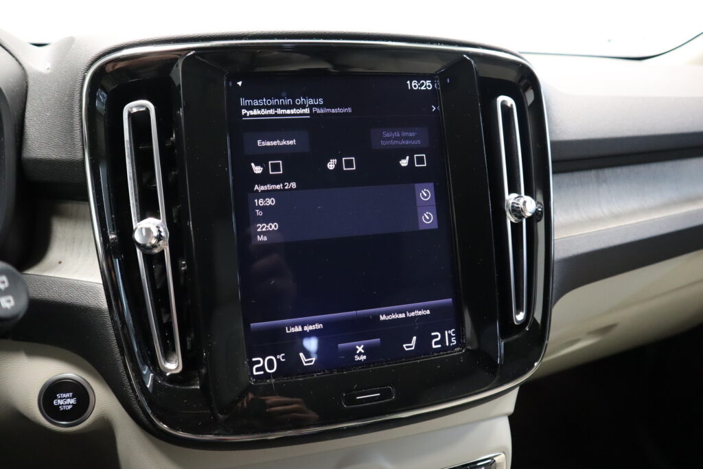 Volvo XC40, image 15