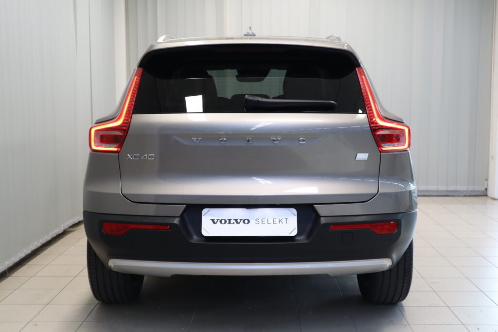 Volvo XC40, image 4