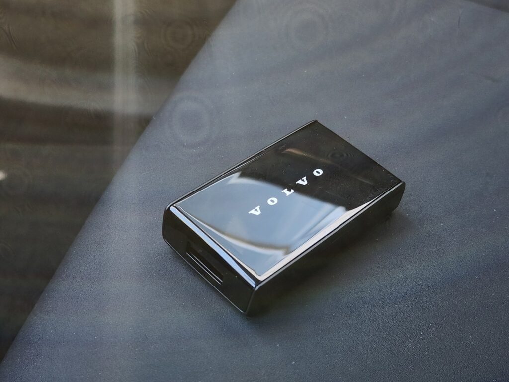 Volvo EX30, image 18