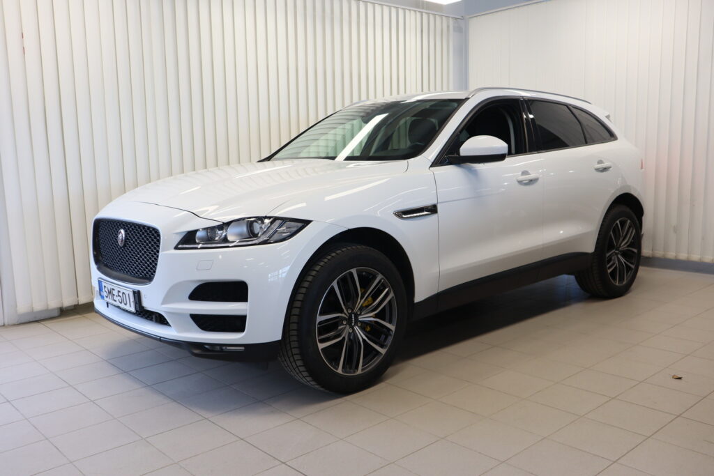 Jaguar F-PACE, image 1