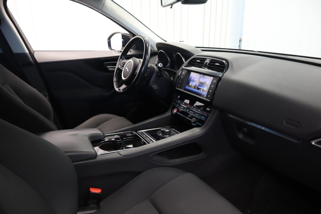 Jaguar F-PACE, image 12